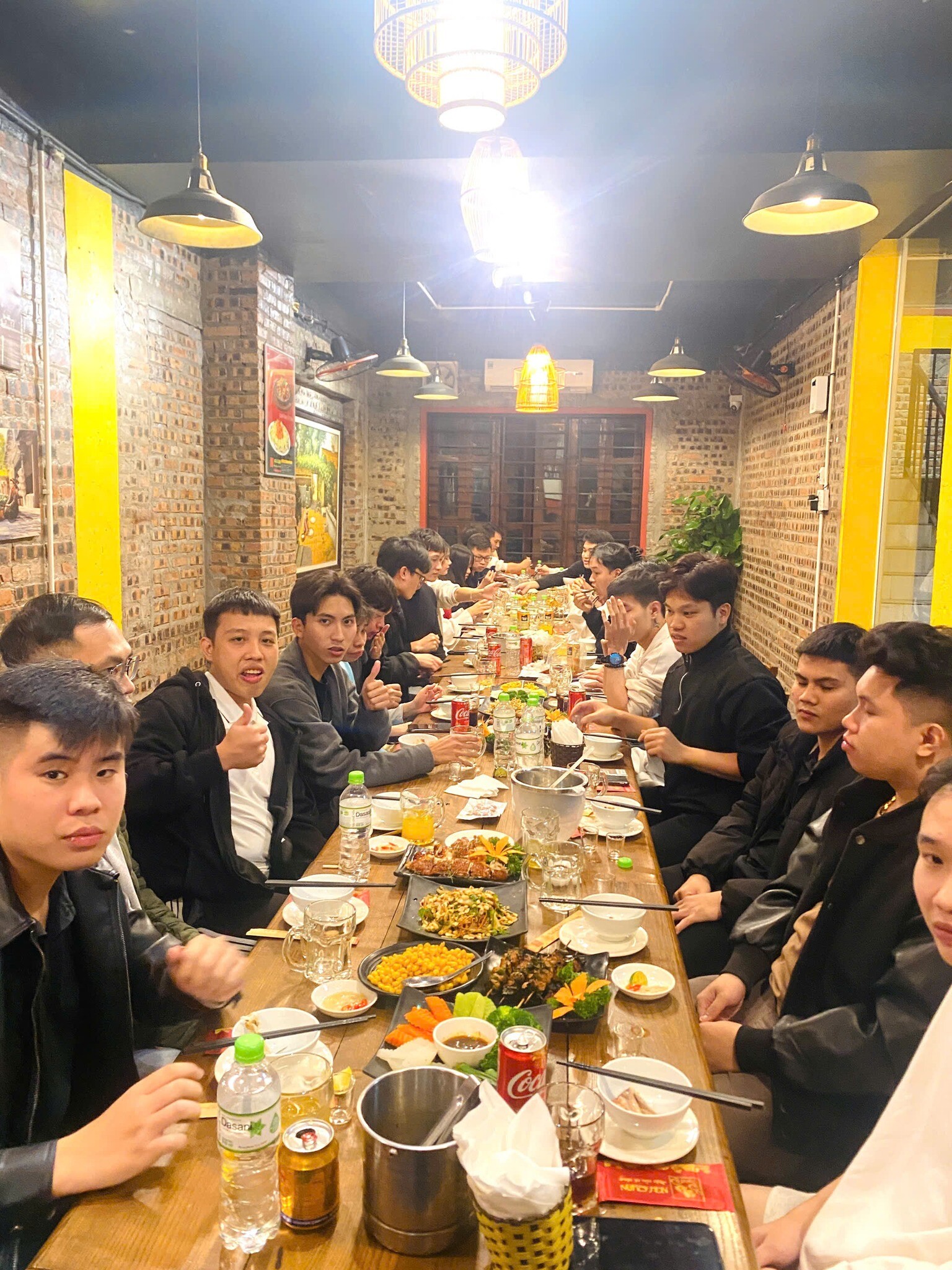 TẬP ĐOÀN ĐẤT TỔ 8