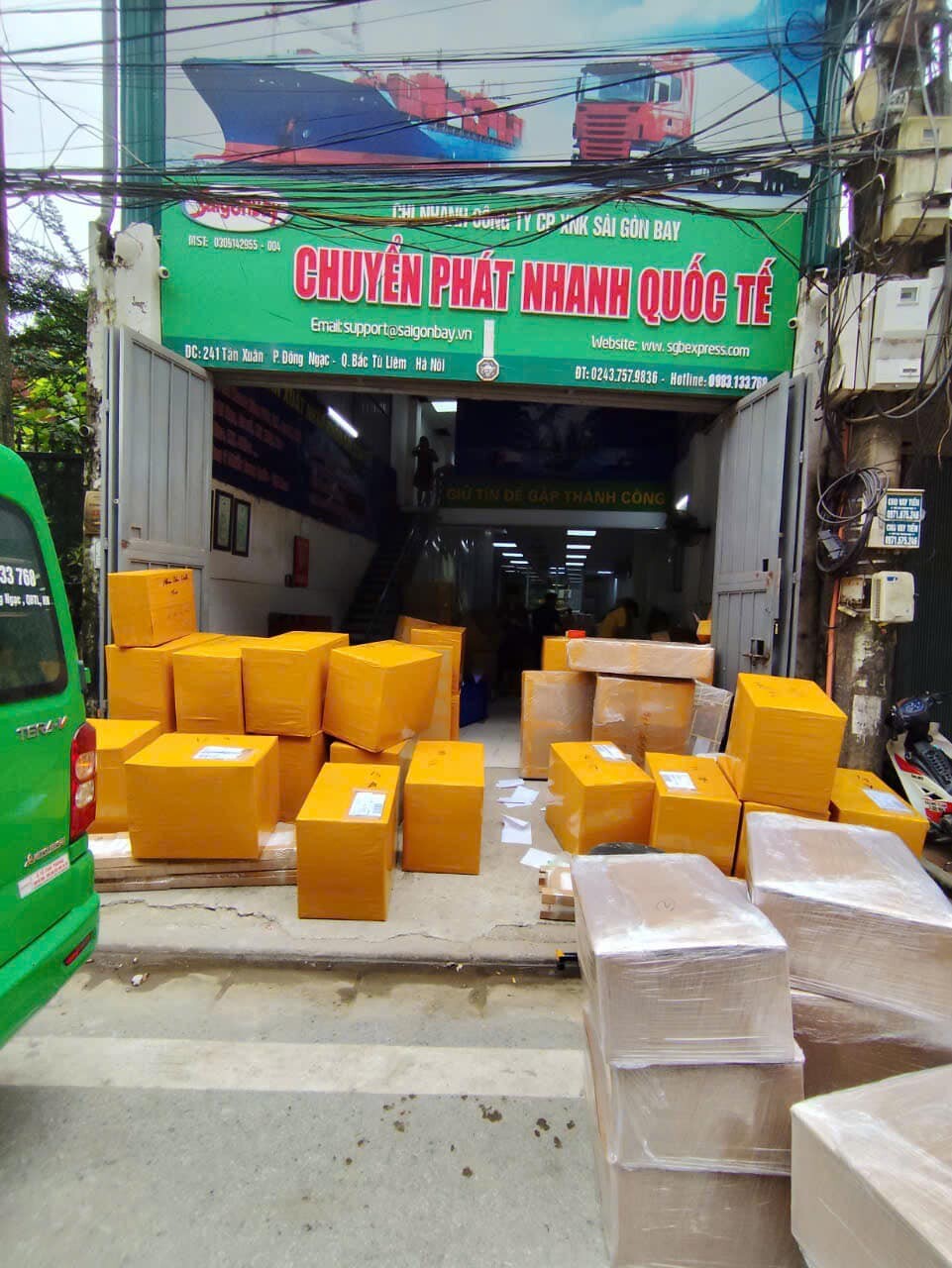 Xuất Nhập Khẩu Sài Gòn Bay 1