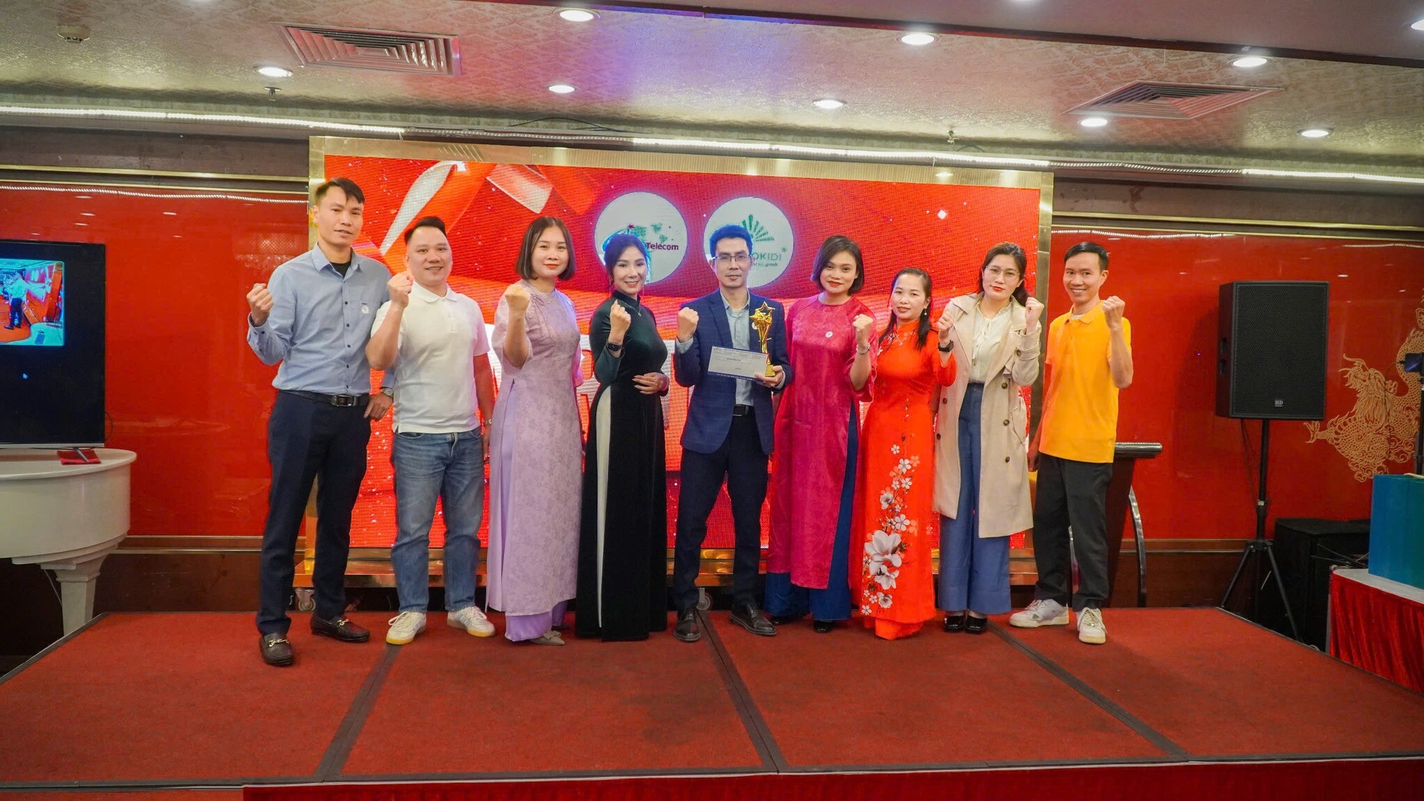 THÔNG TIN MẠNG VIỆT NAM 4