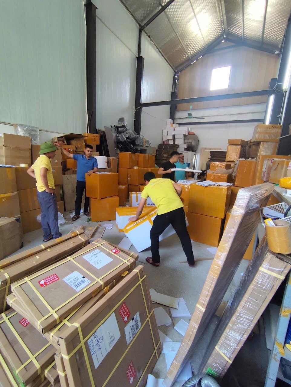 Xuất Nhập Khẩu Sài Gòn Bay 5