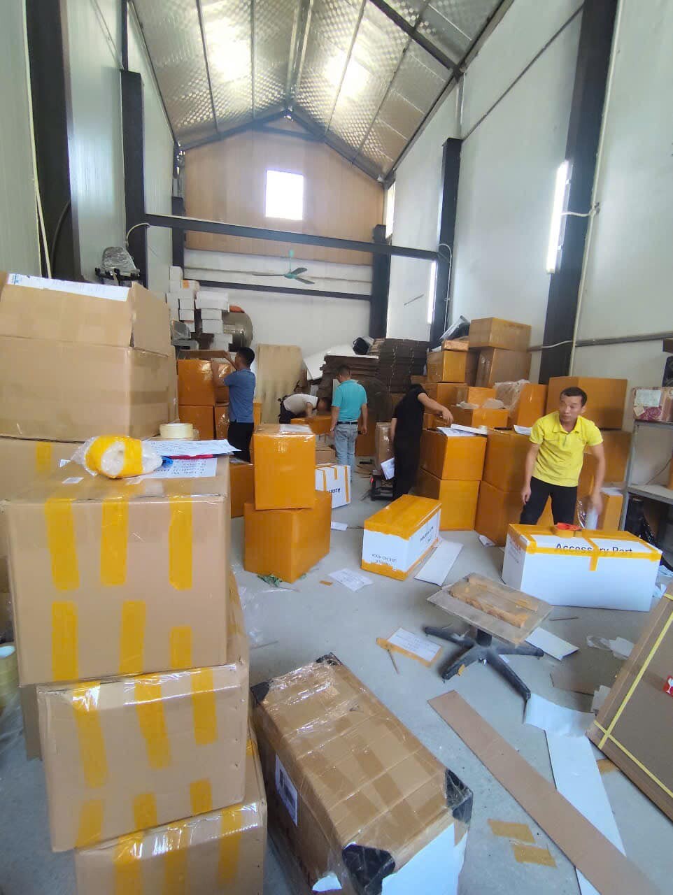 Xuất Nhập Khẩu Sài Gòn Bay 7