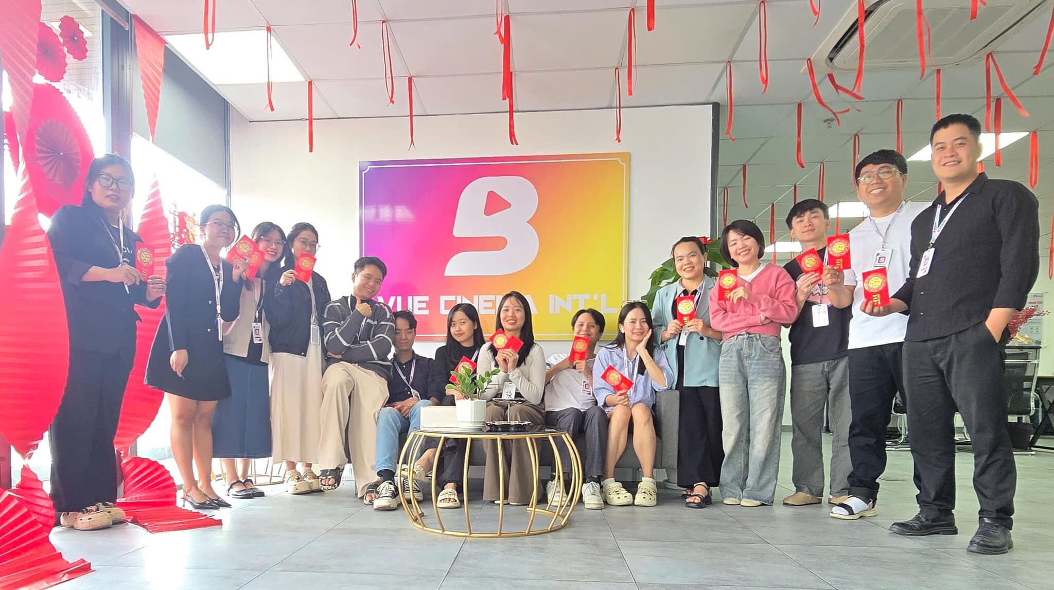 Truyền Thông Văn Hóa VUE CINEMA INT'L 1