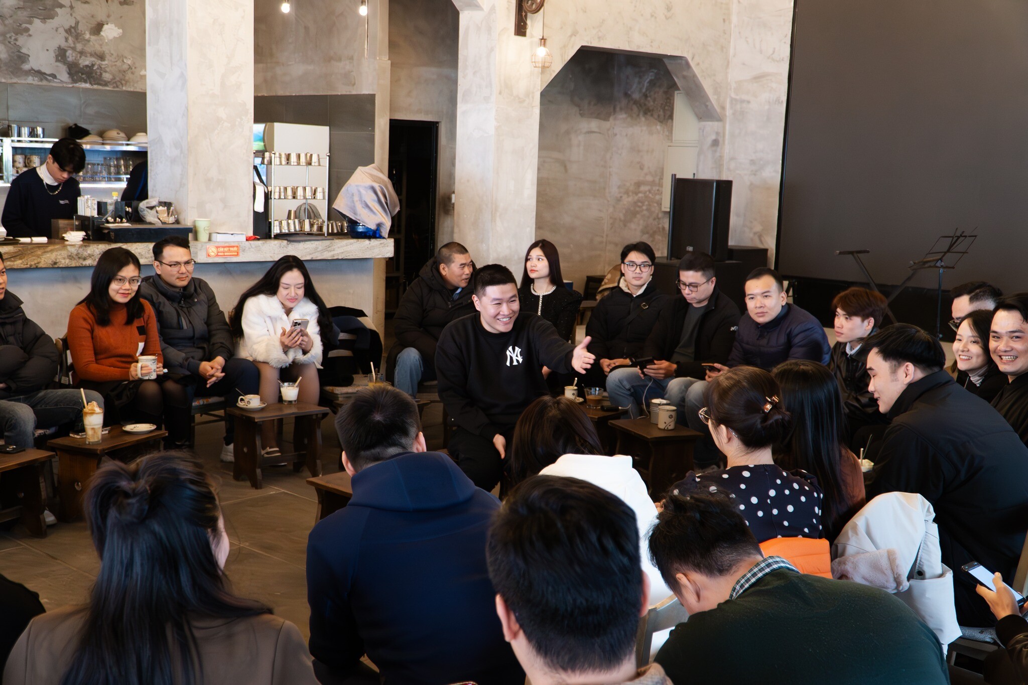 Truyền Thông DC Media 1