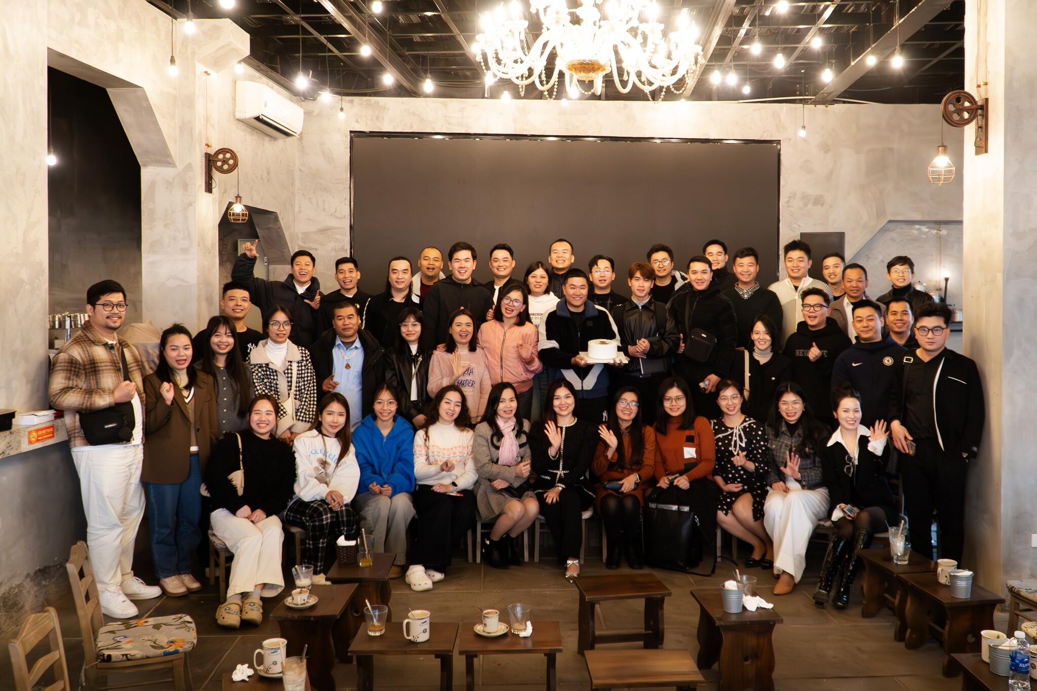 Truyền Thông DC Media 6