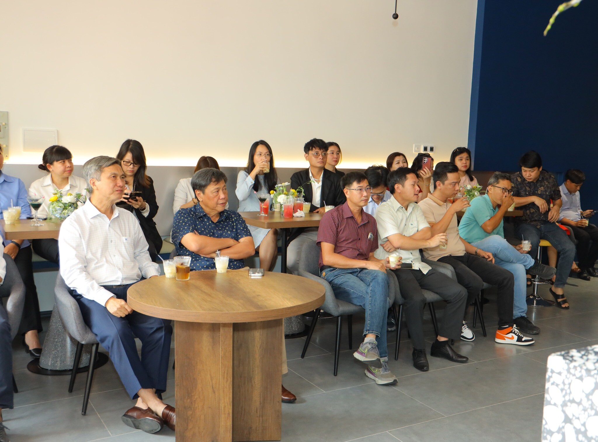 GLOBAL INGREDIENT GROUP 4