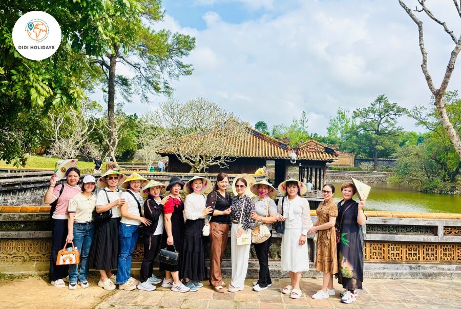 KINH DOANH VÀ THƯƠNG MẠI PHẠM NGUYỄN - Du lịch DiDi 8