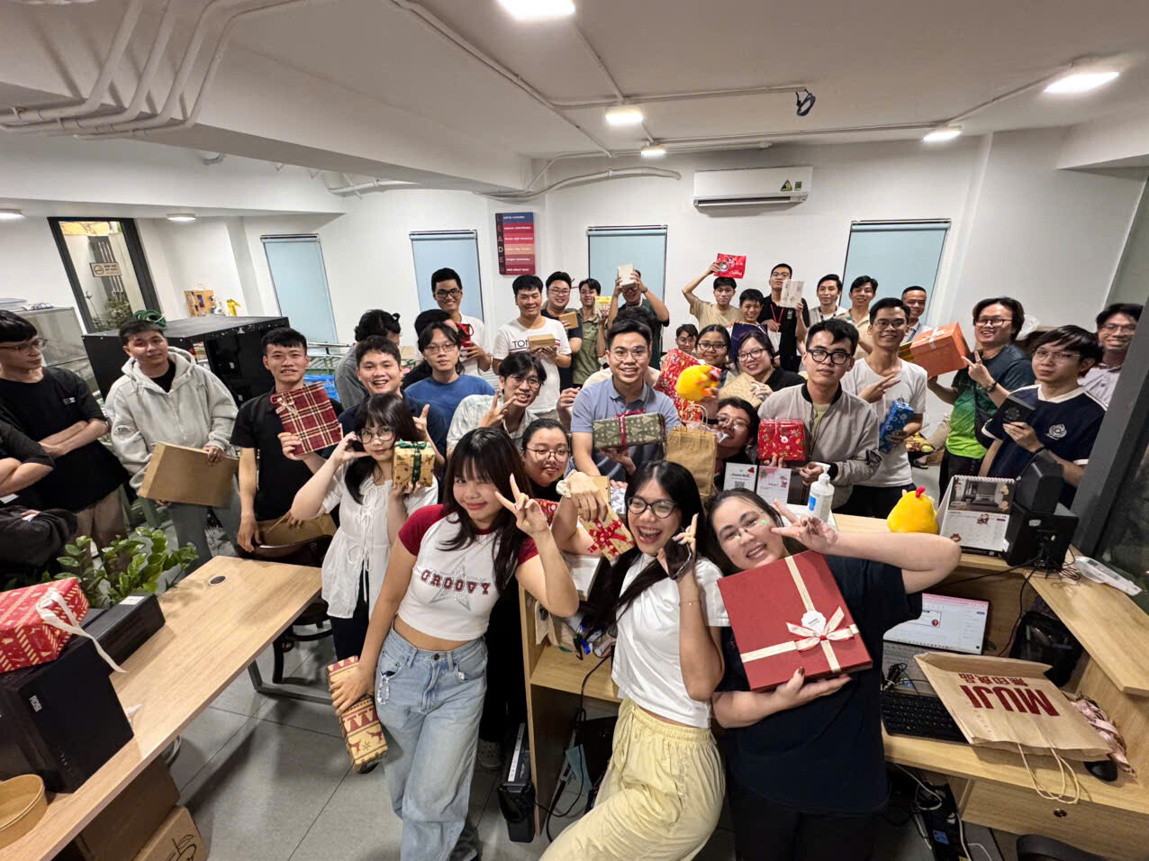 CÔNG TY TNHH AI POWER 10