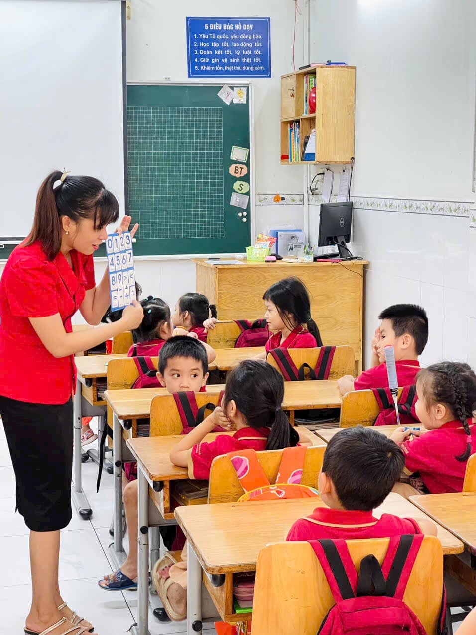 Tập Đoàn Giáo Dục Quốc Tế Việt Mỹ - Vietmyenglish 5