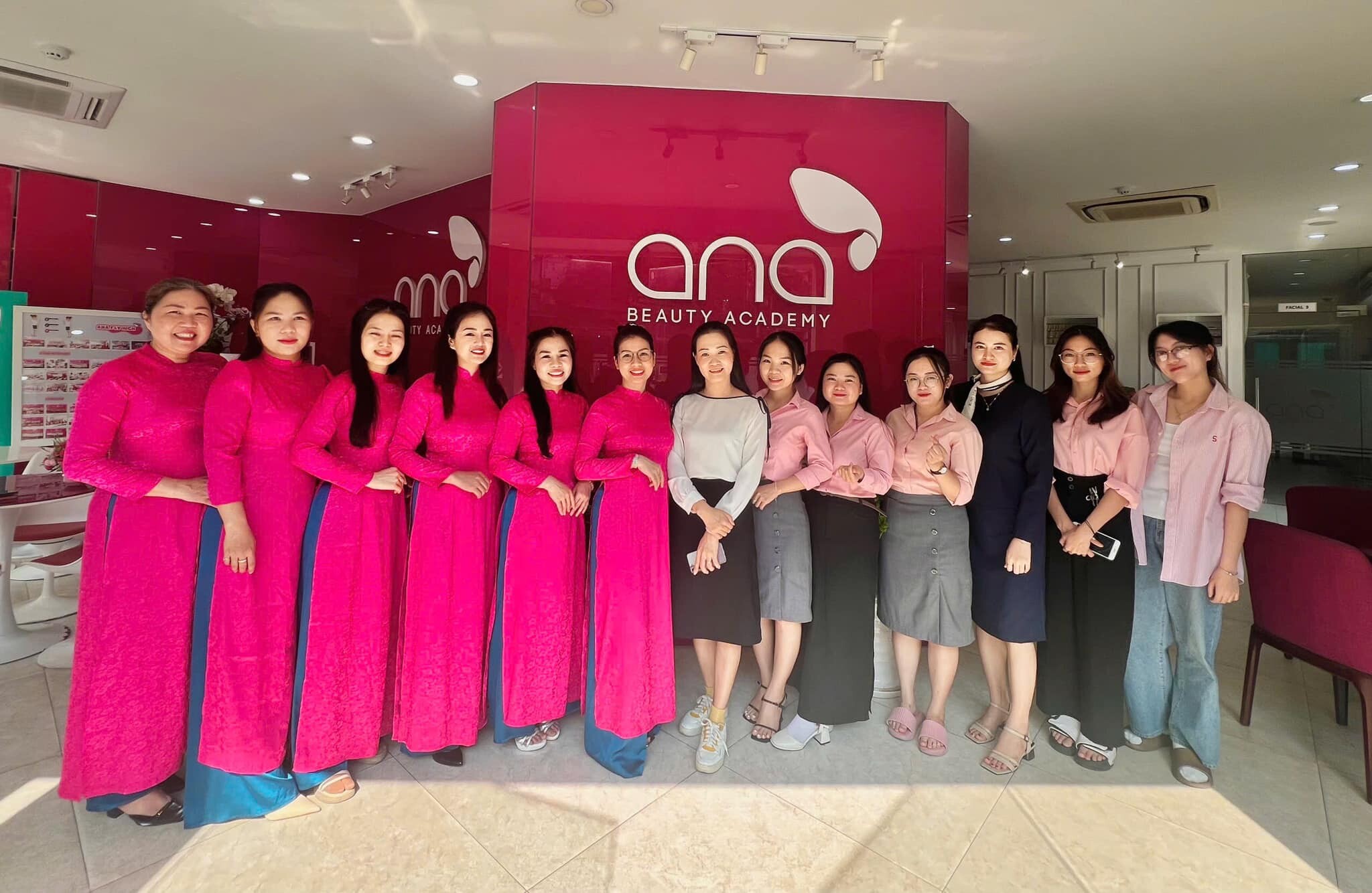 Đào Tạo Ana Beauty Academy 1