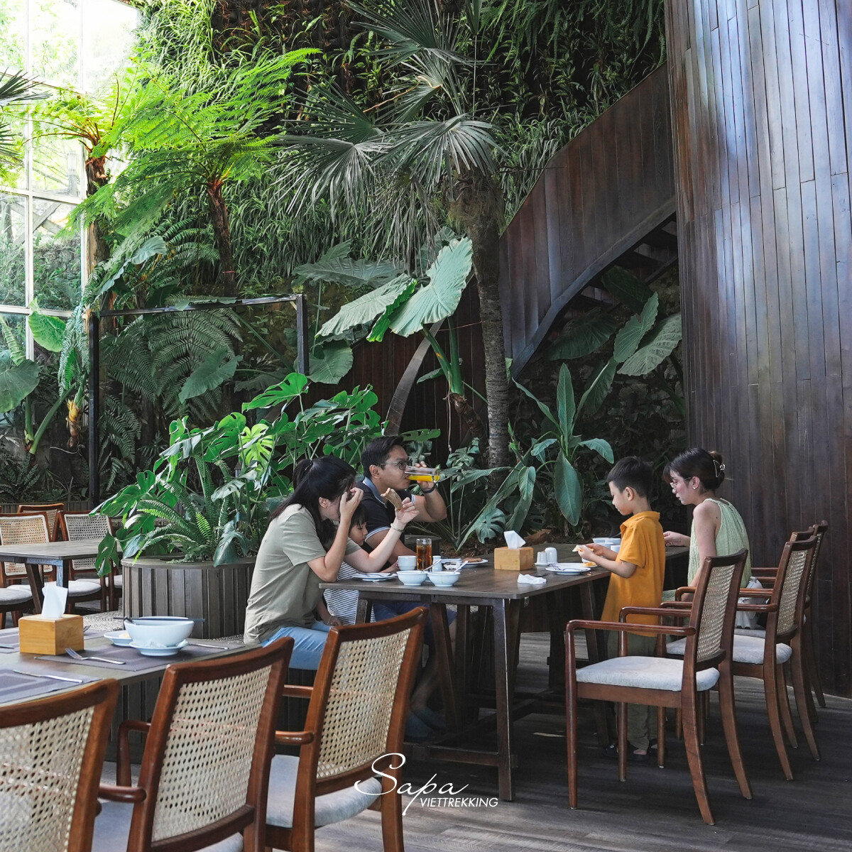 NHÀ TRÊN MÂY - Viettrekking Sa Pa 1