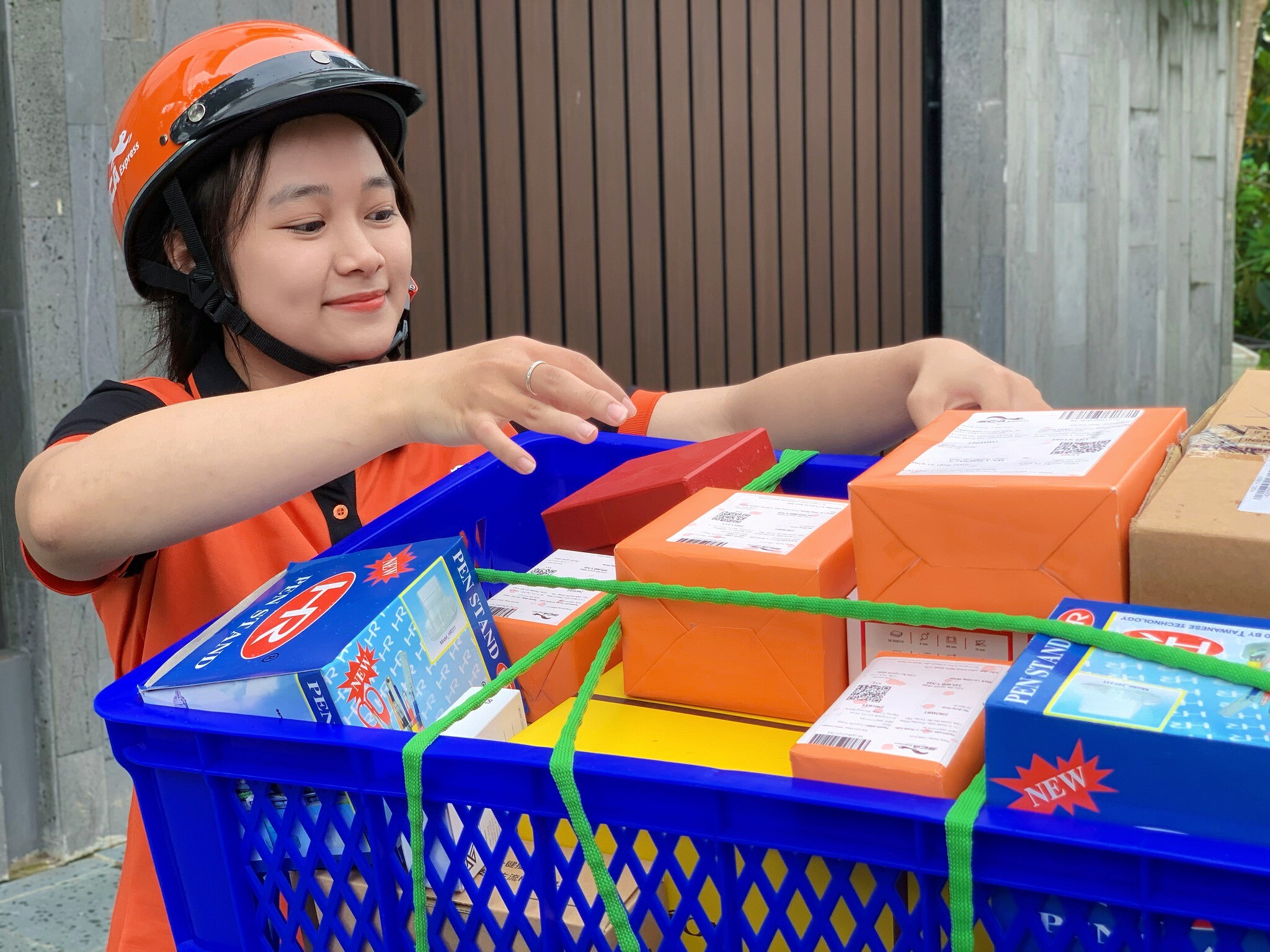 Chuyển Phát Nhanh Sca - SCA Express 8