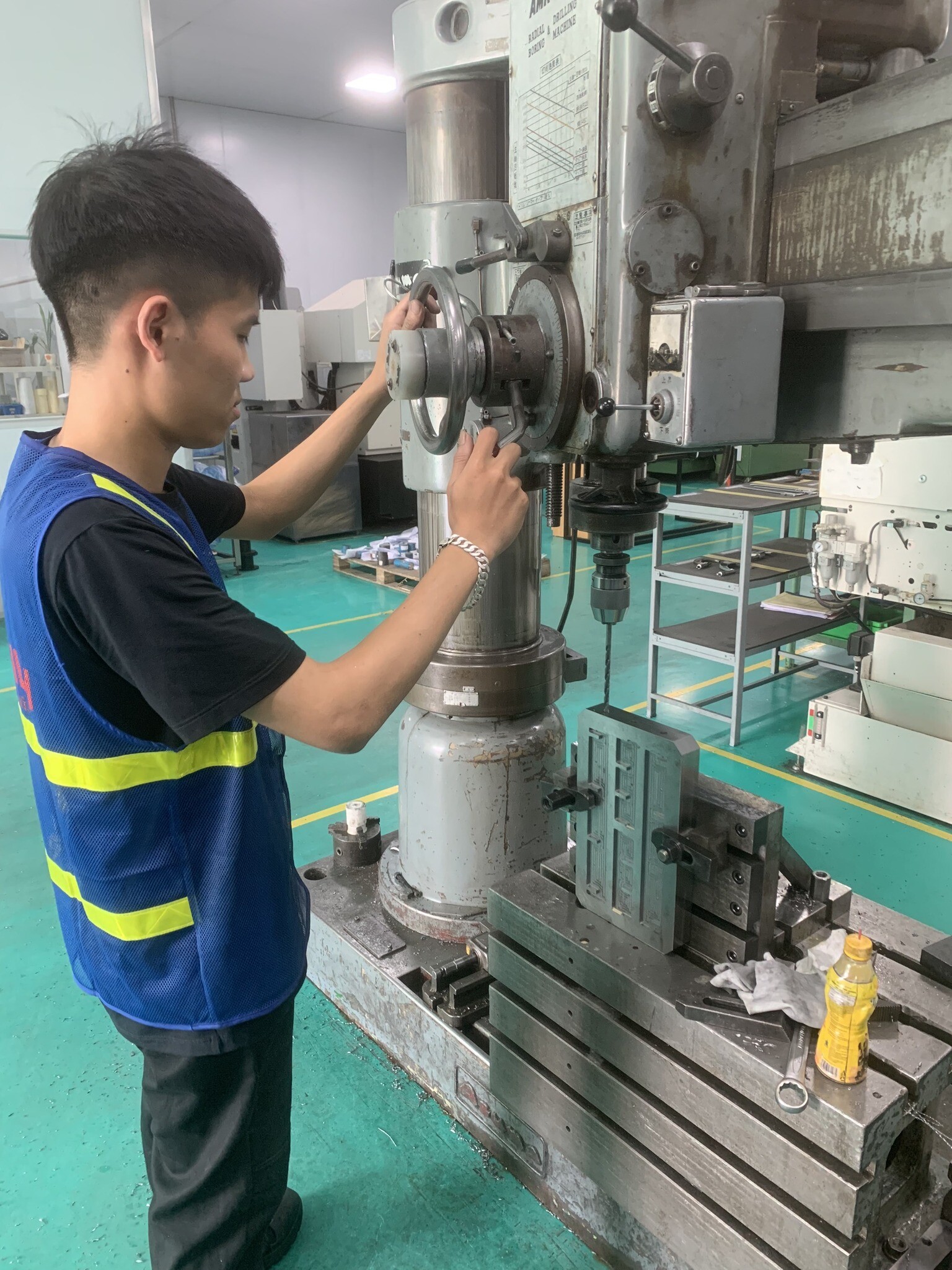 Xây Dựng Bình Minh 9