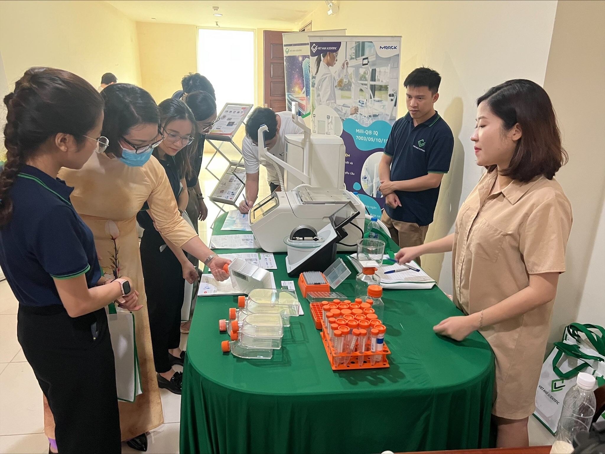 Thiết Bị Khoa Học Việt Anh 2