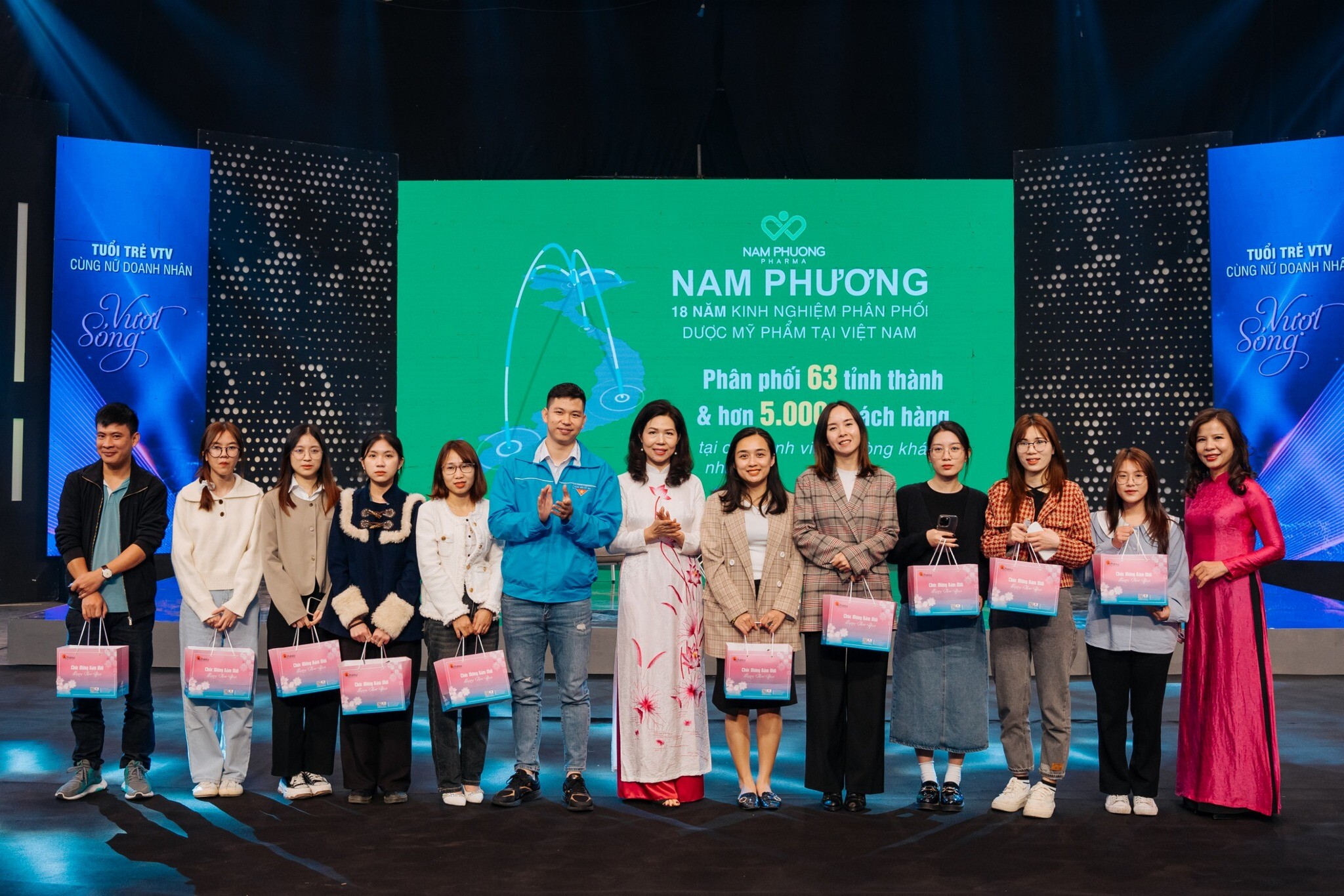 Dược mỹ phẩm Nam Phương - Nacopharm 9