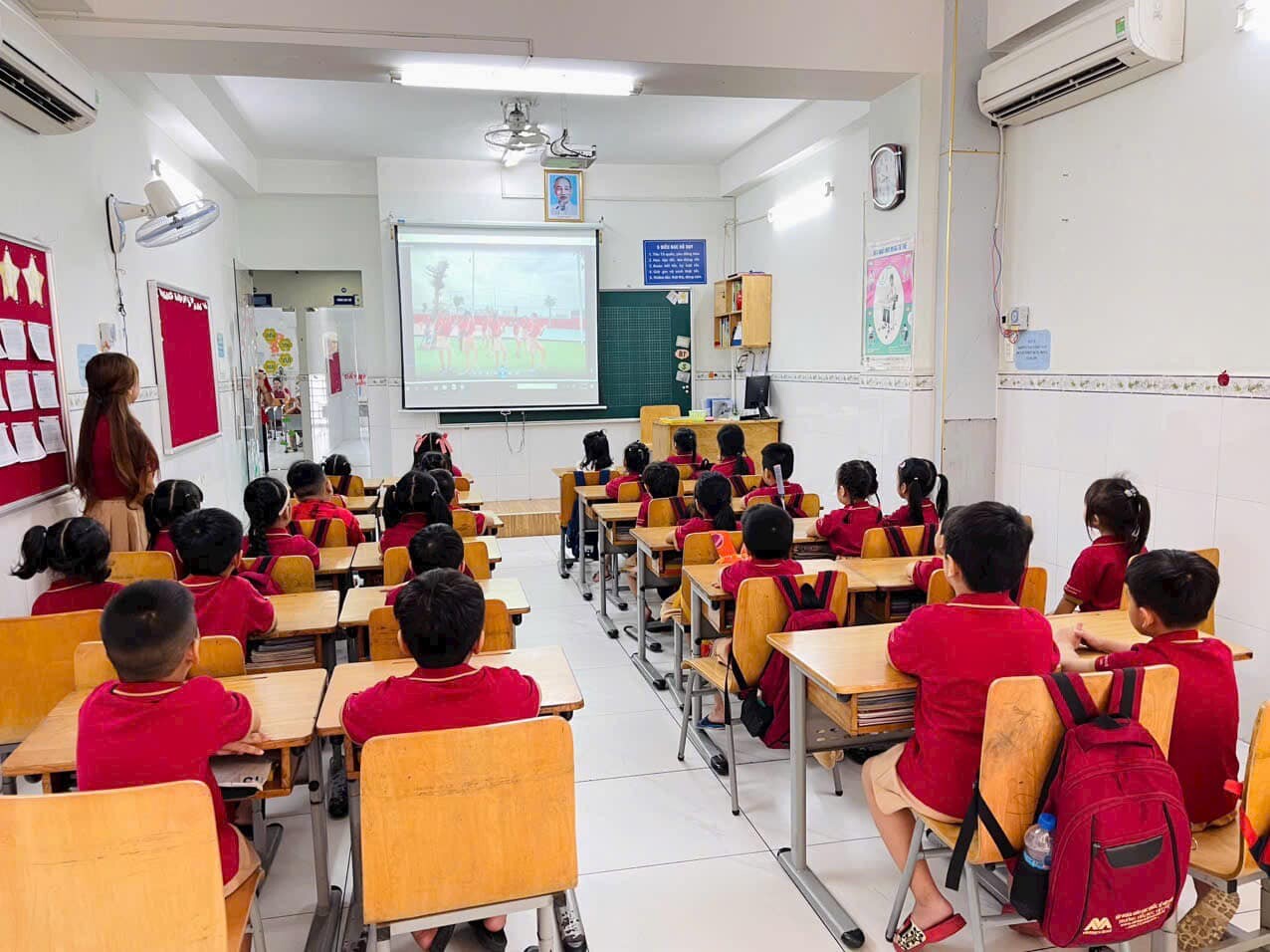 Tập Đoàn Giáo Dục Quốc Tế Việt Mỹ - Vietmyenglish 8