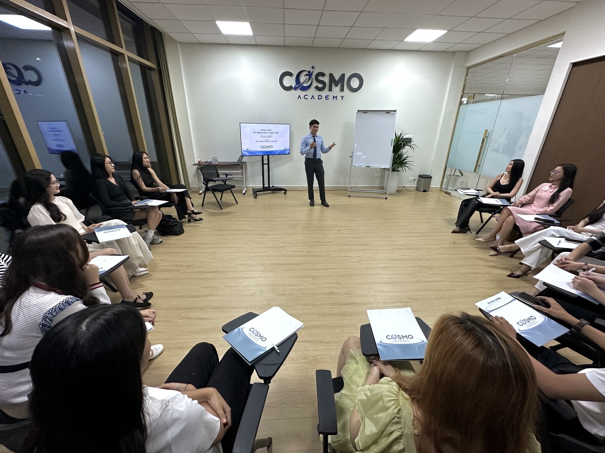 Học viện Đào tạo Kỹ năng & Tư duy Comso 1