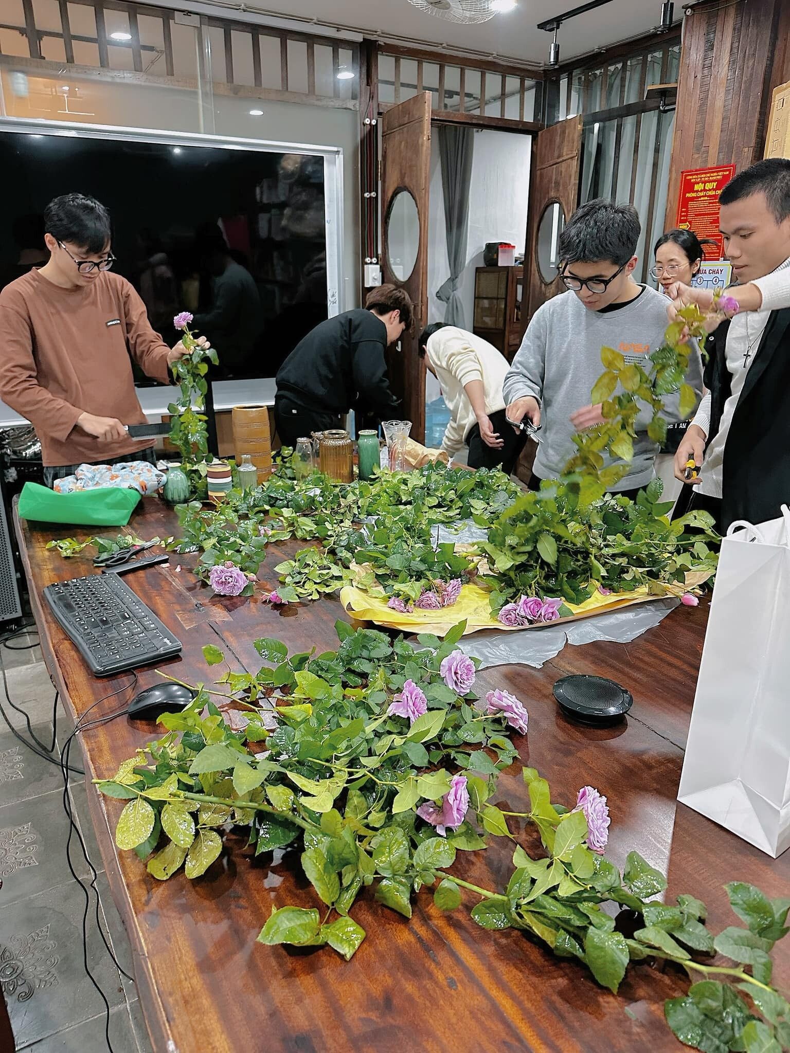 THƯƠNG MẠI ĐIỆN TỬ ANT COMMERCE 10