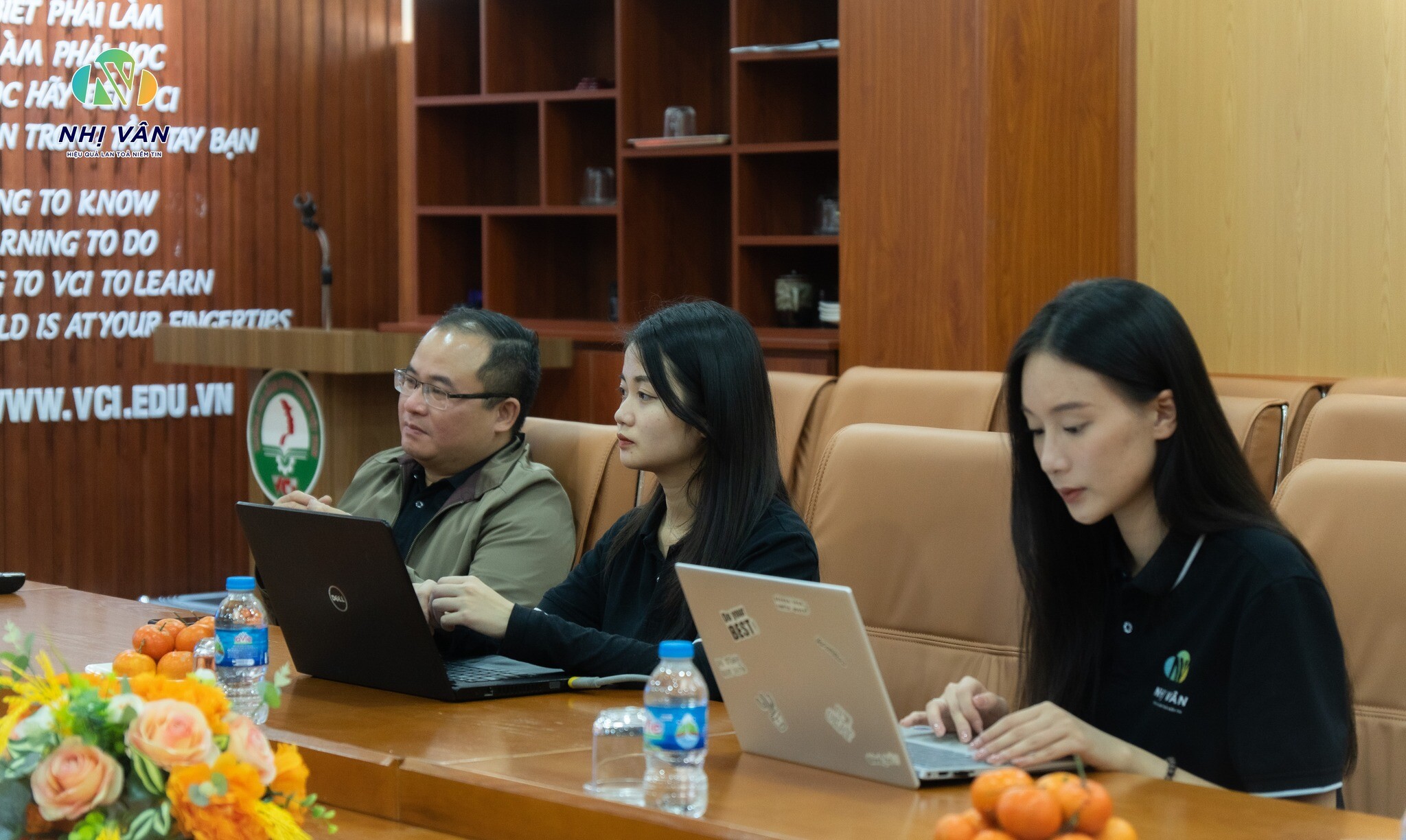 TRUYỀN THÔNG NHỊ VÂN 9