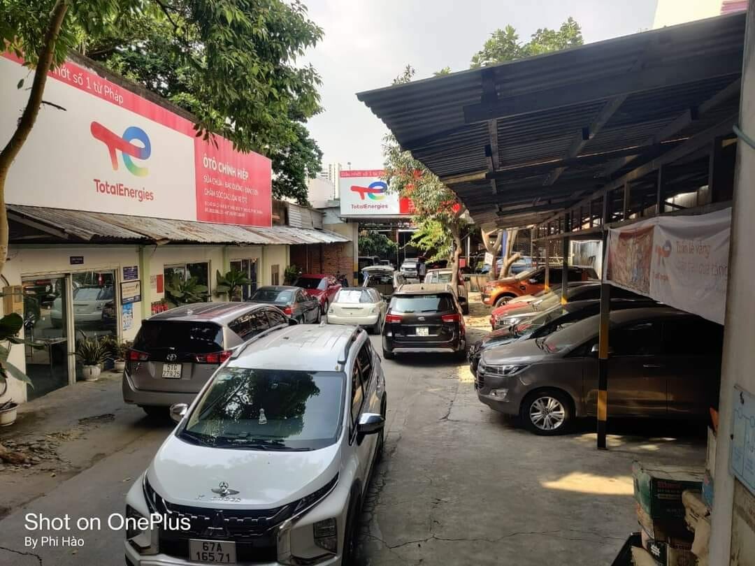 GARA Ô TÔ CHÍNH HIỆP 4