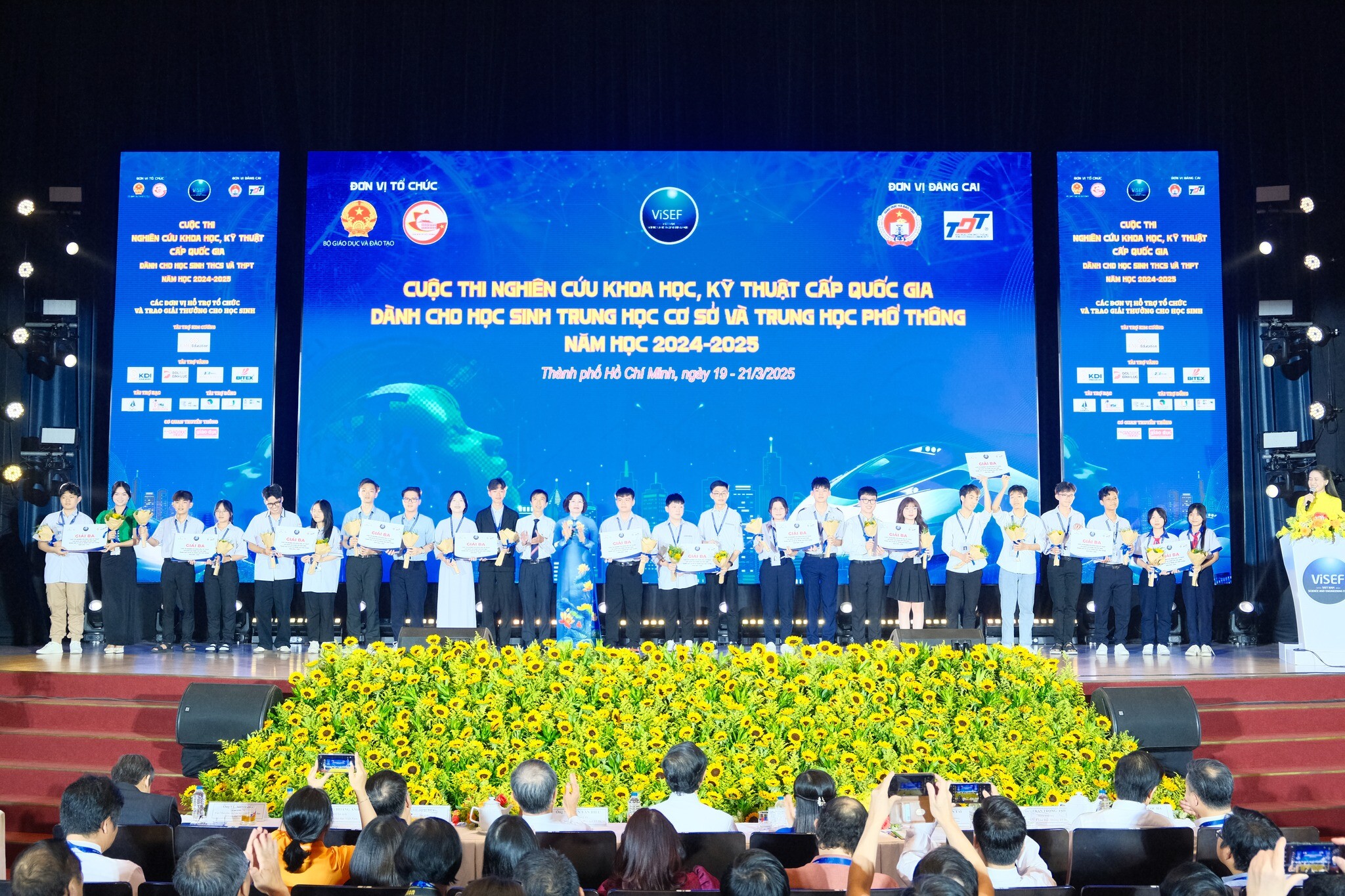 Đại học Tôn Đức Thắng 8