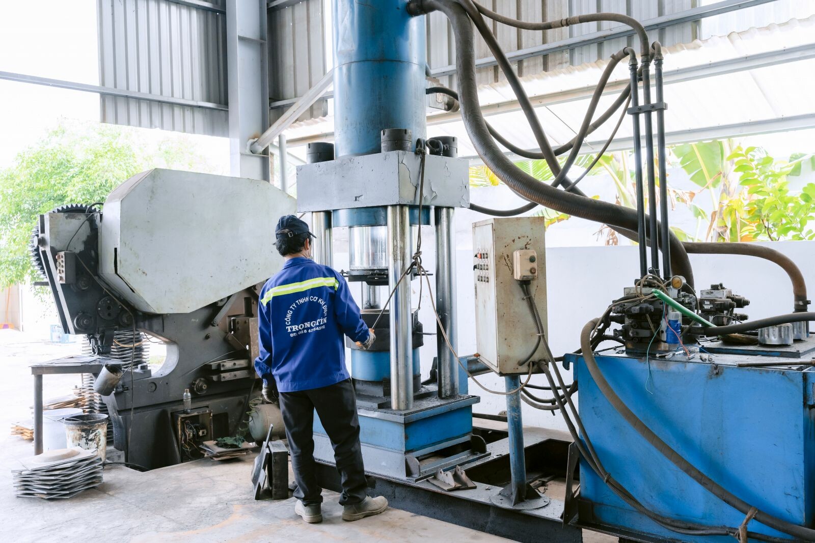 CƠ KHÍ ĐIỆN TRỌNG TÍN 5