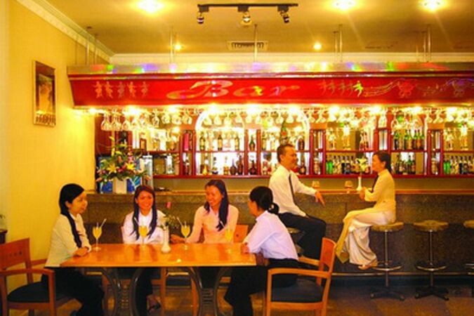 Khách sạn Thiên Hồng 12