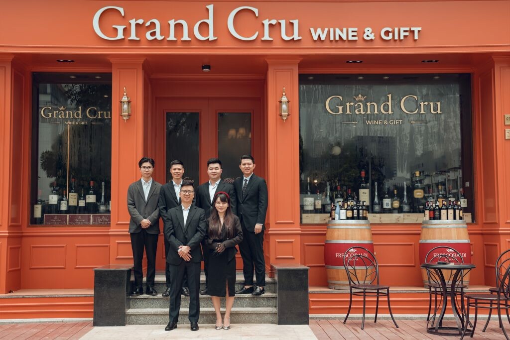 Grand Cru Modern Wine Bar 9