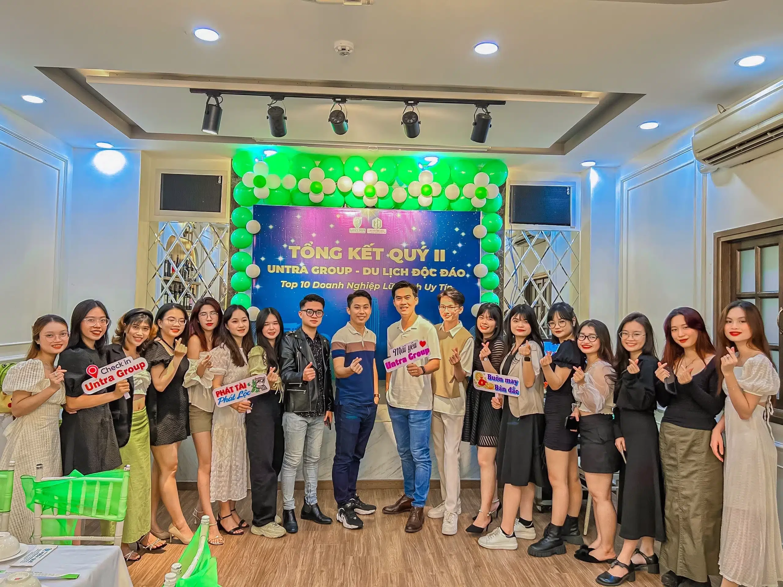 DU LỊCH ĐỘC ĐÁO 1