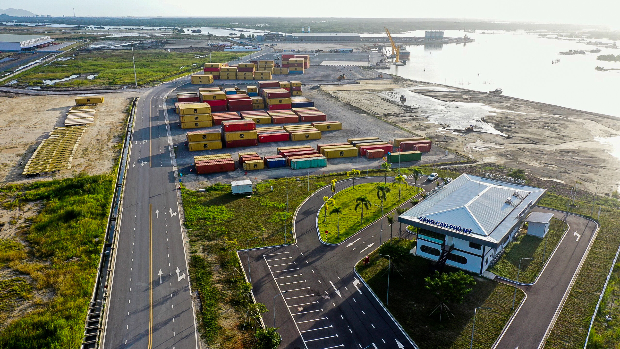 LOGISTICS MEDLOG PHÚ MỸ ICD 1