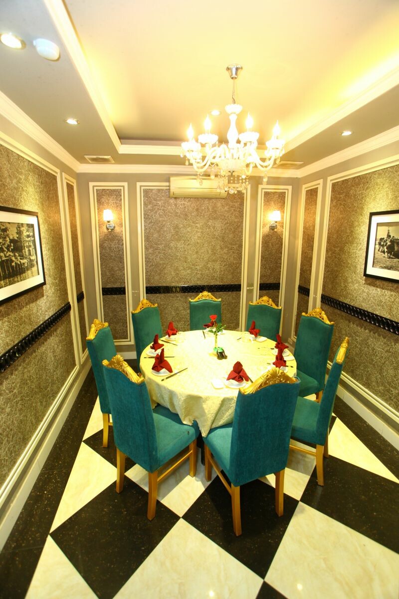 Nhà Hàng Việt Phố 7