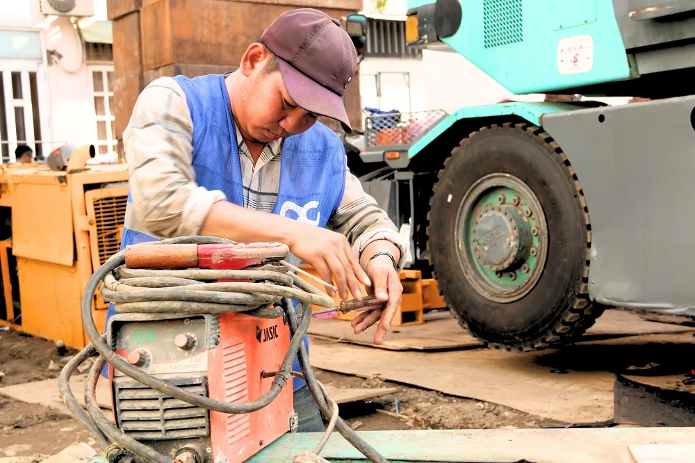 THIẾT KẾ VÀ XÂY DỰNG ONECONS 5