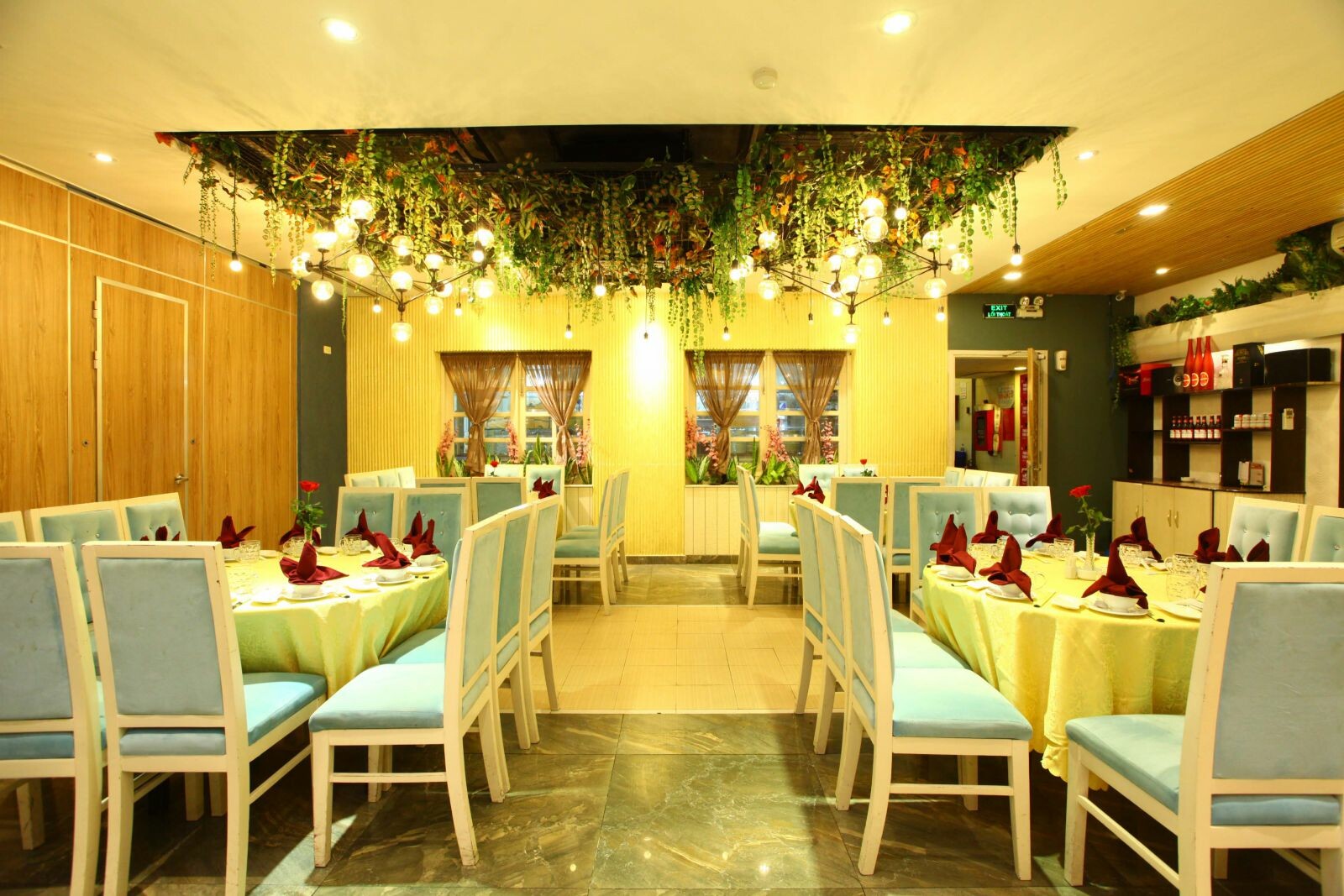 Nhà Hàng Việt Phố 9