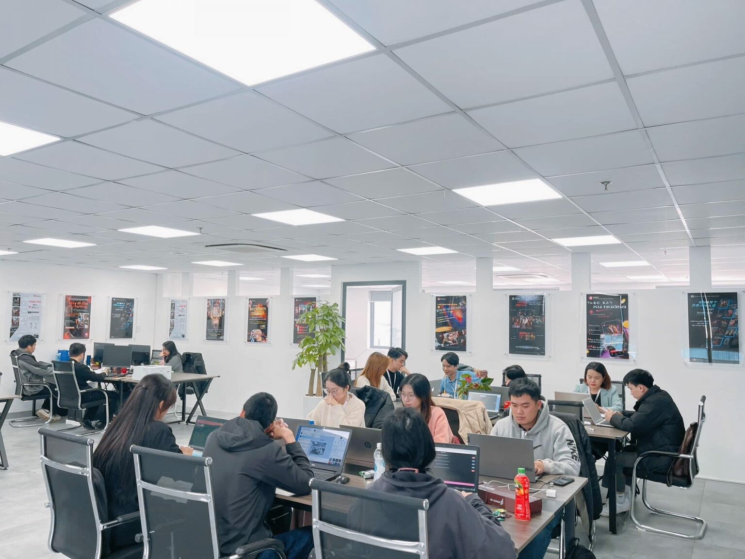 Truyền Thông Văn Hóa VUE CINEMA INT'L 7