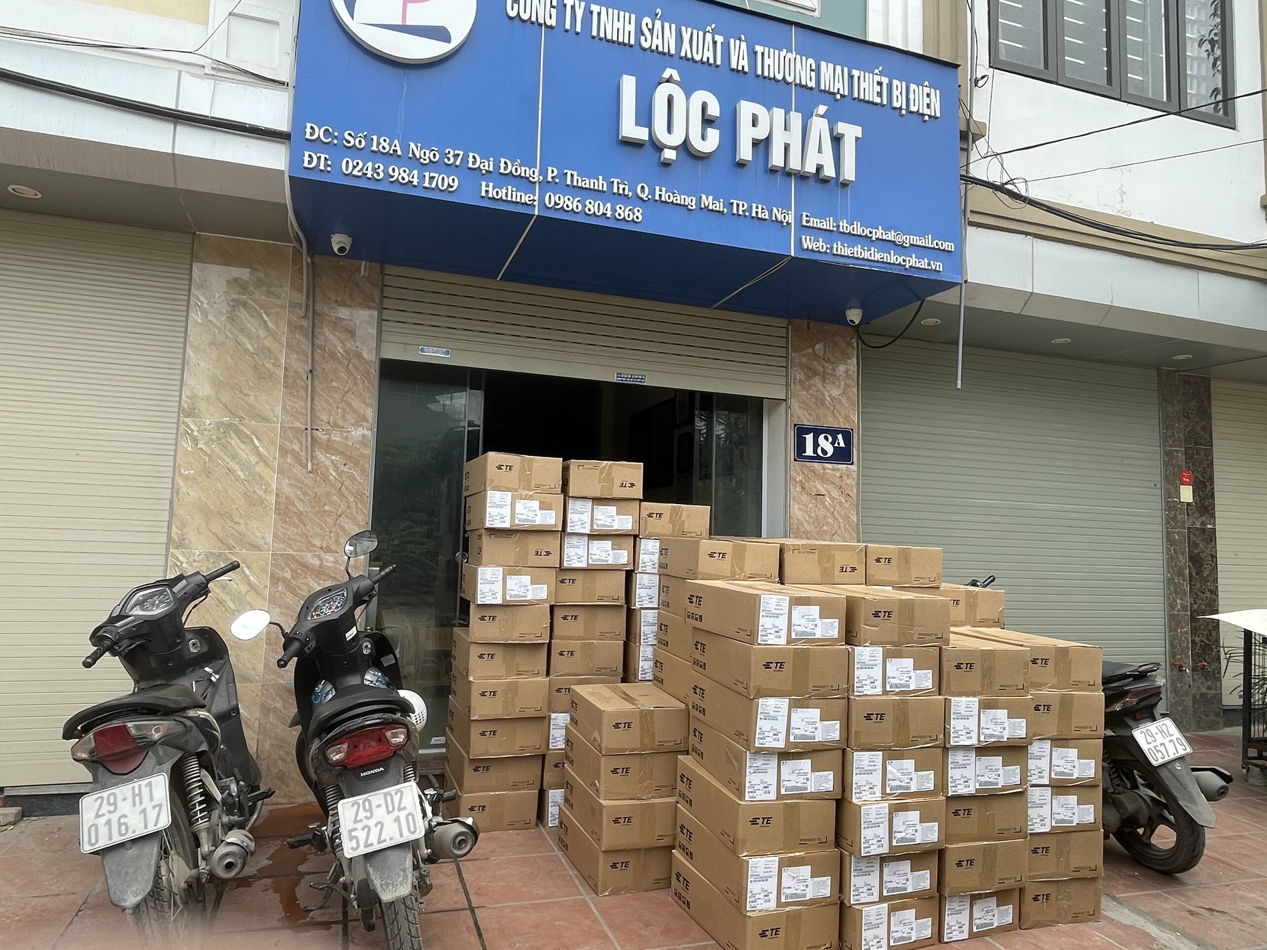 Sản Xuất Và Thương Mại Thiết Bị Điện Lộc Phát 10