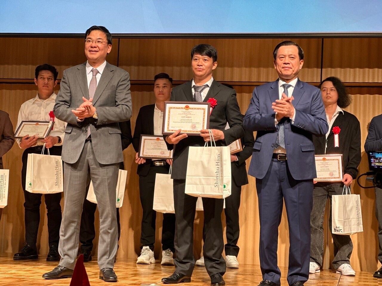 Công Nghiệp - Xây Lắp Và Thương Mại Hà Tĩnh - Haindeco Saigon 1