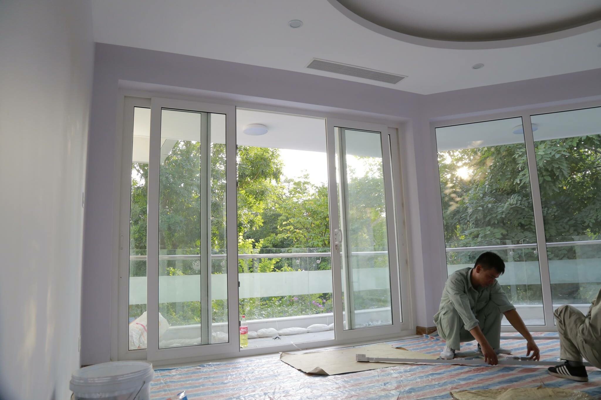 CÔNG TY CỬA AMADOR 6