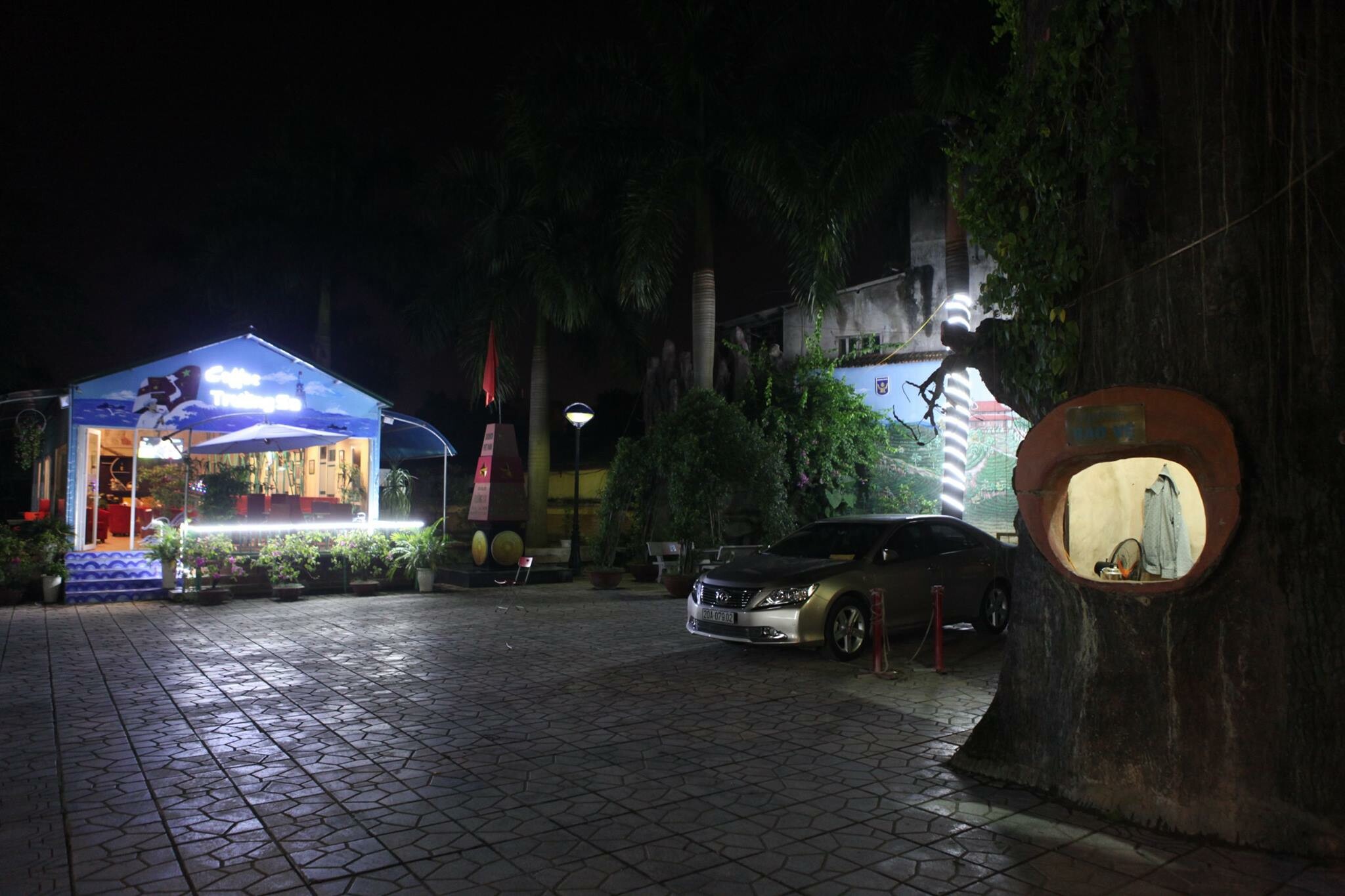 Khách sạn Hoàng Mấm 2