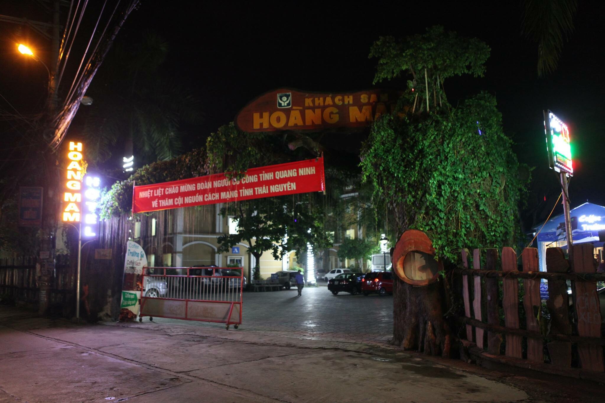 Khách sạn Hoàng Mấm 4