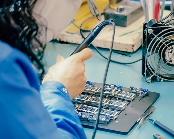 Meritronics Việt Nam 8