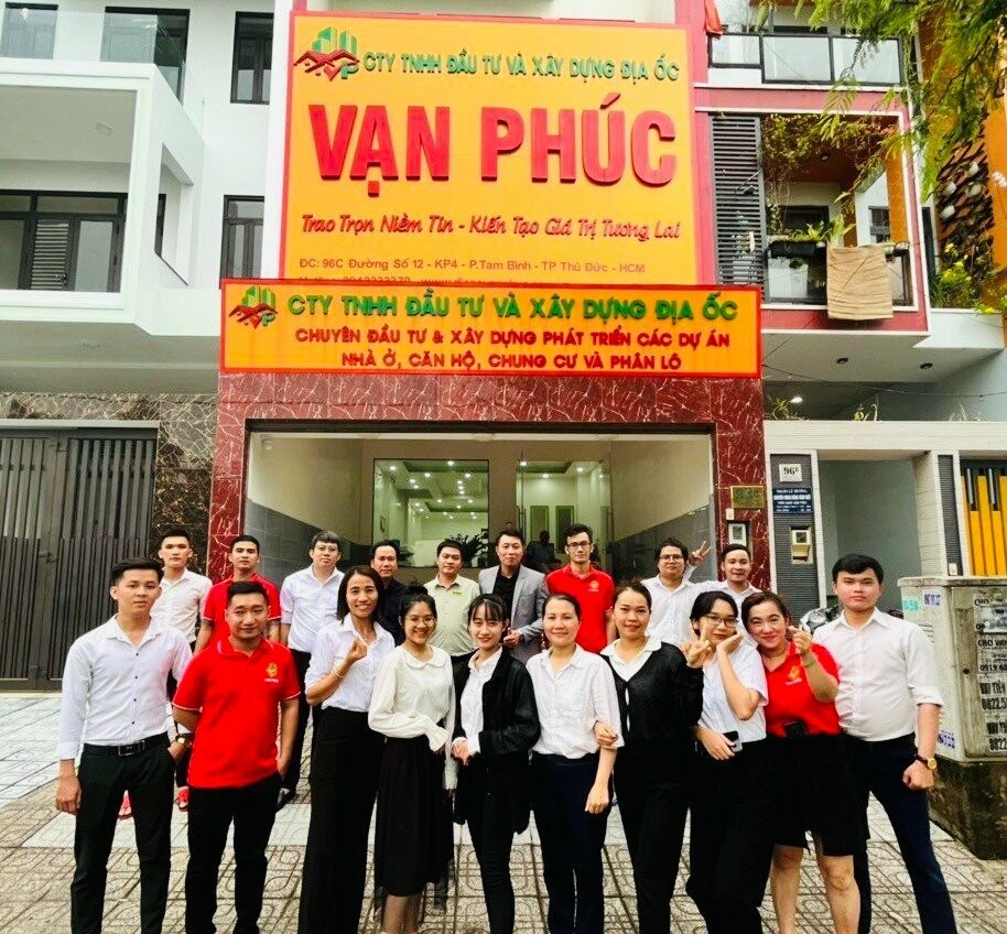 ĐỊA ỐC VẠN PHÚC 13
