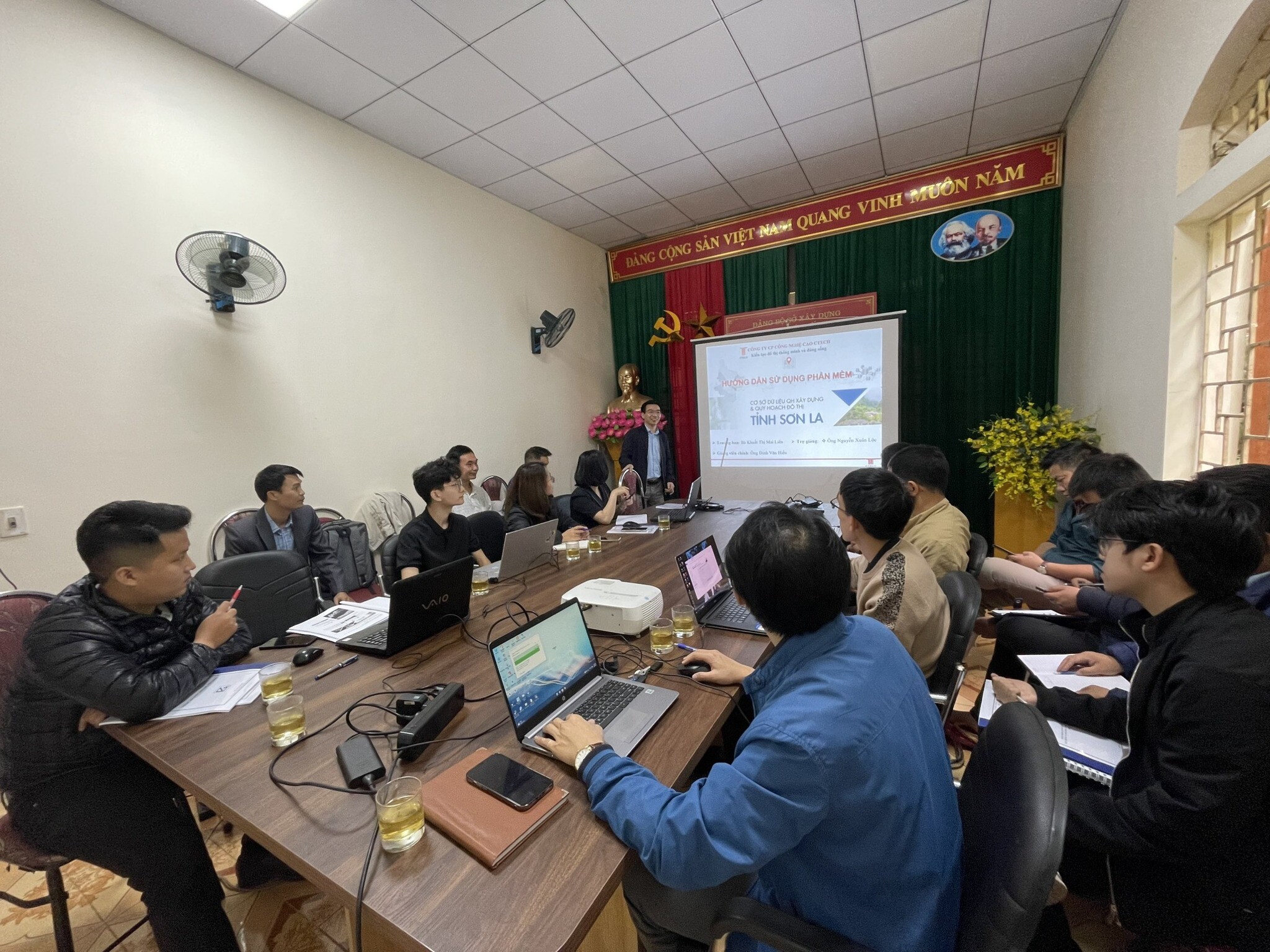 CÔNG NGHỆ CAO CTECH 11