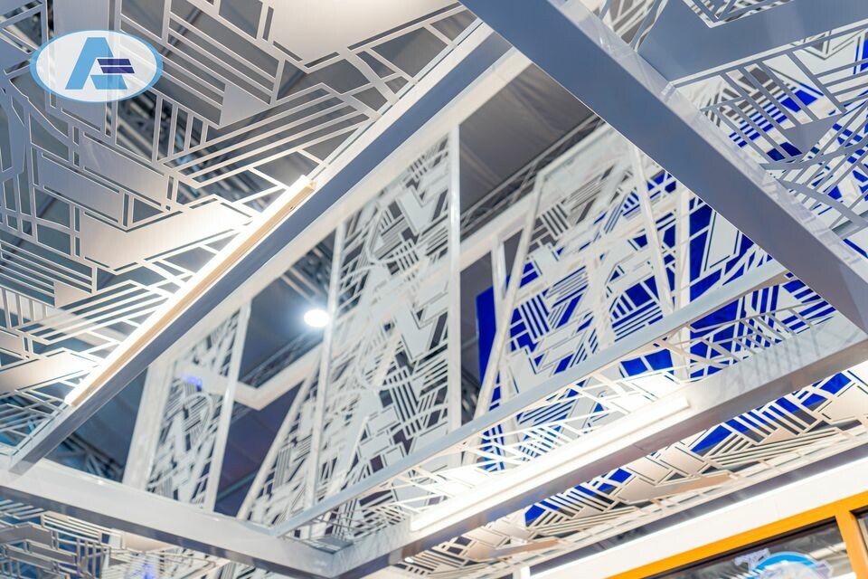 Nhôm Kính AA Windows 11