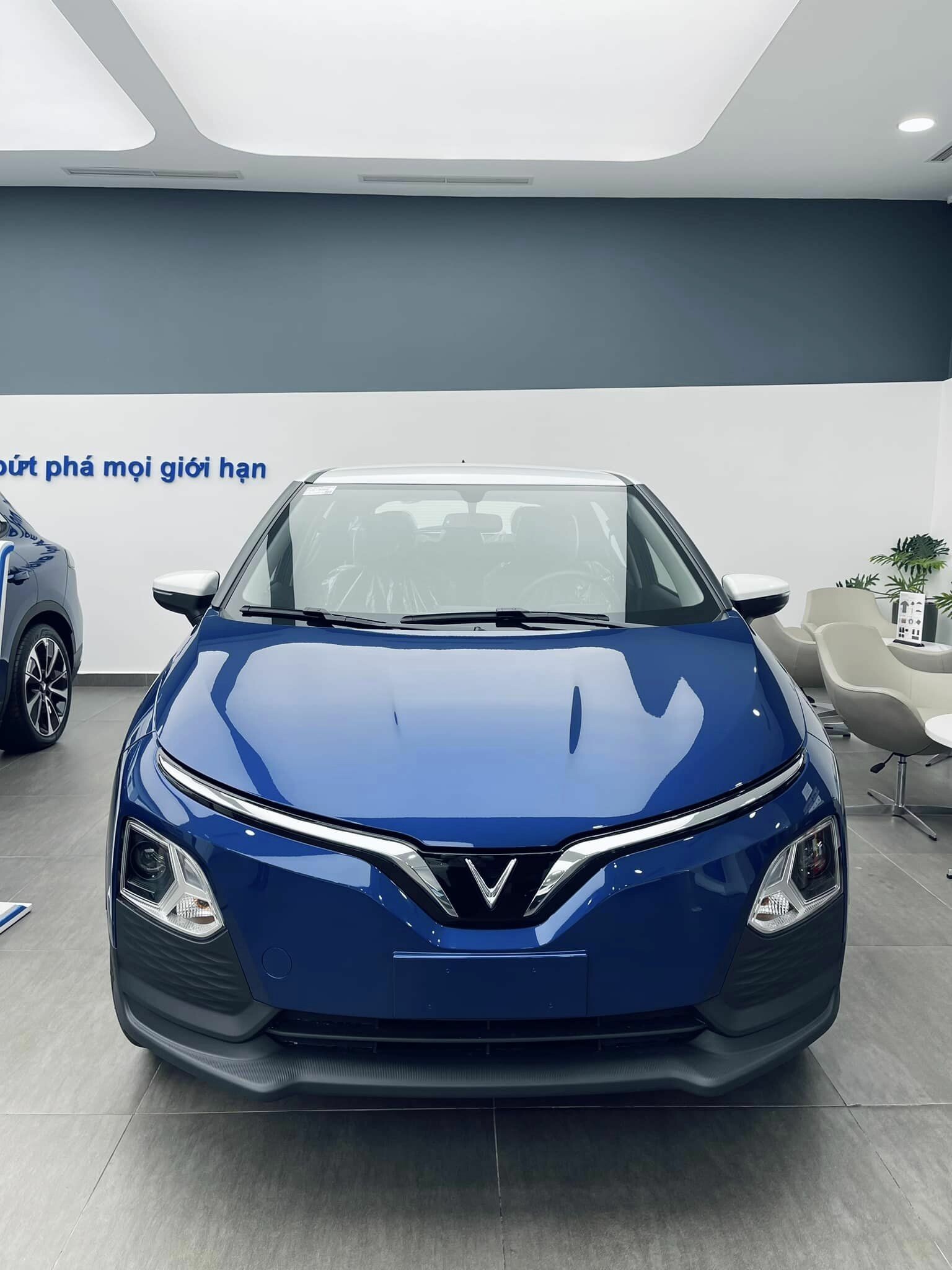 Ô Tô Điện Miền Nam - Vinfast Cộng Hòa 5