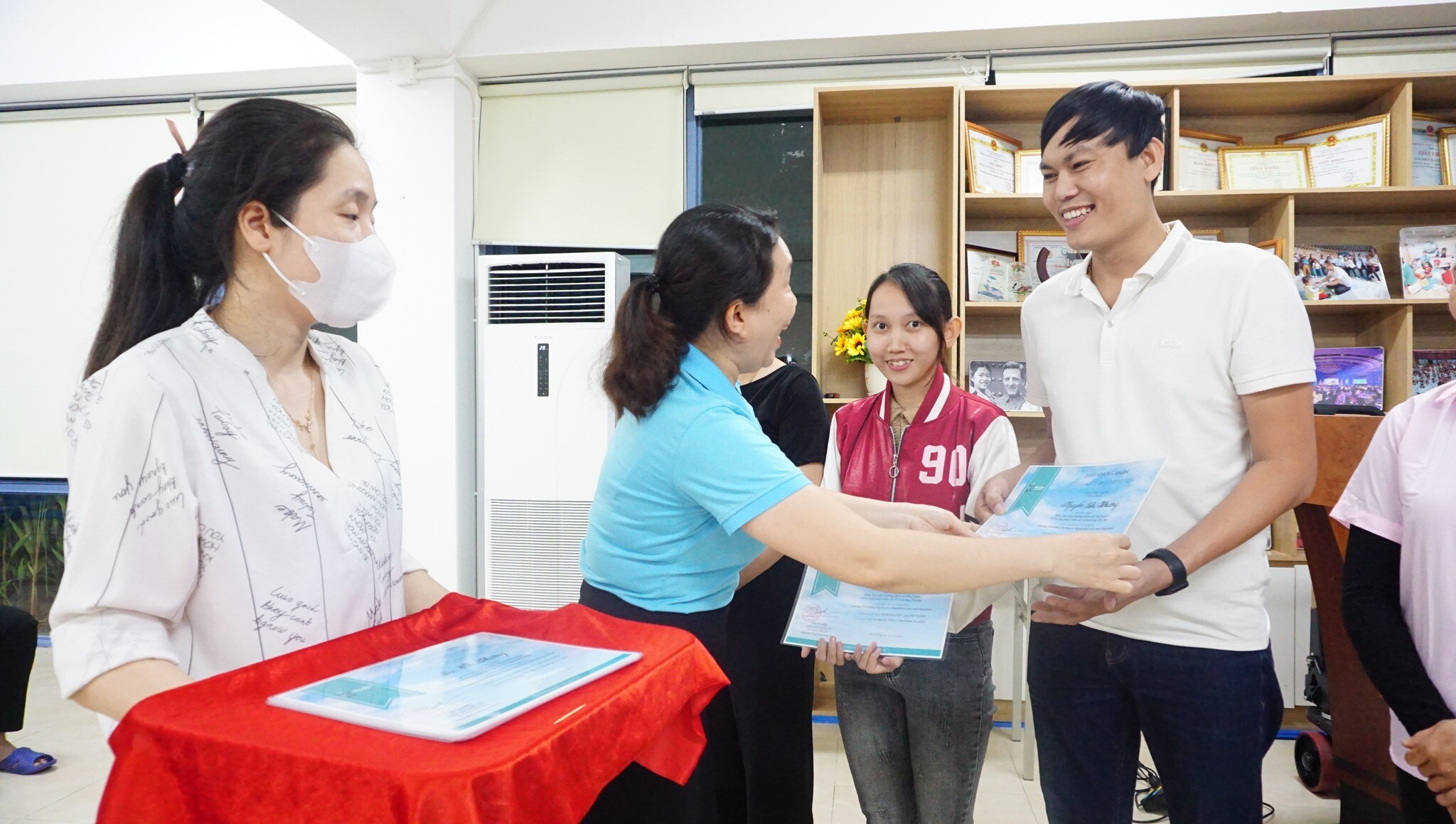 Tổ Chức Onesky 9