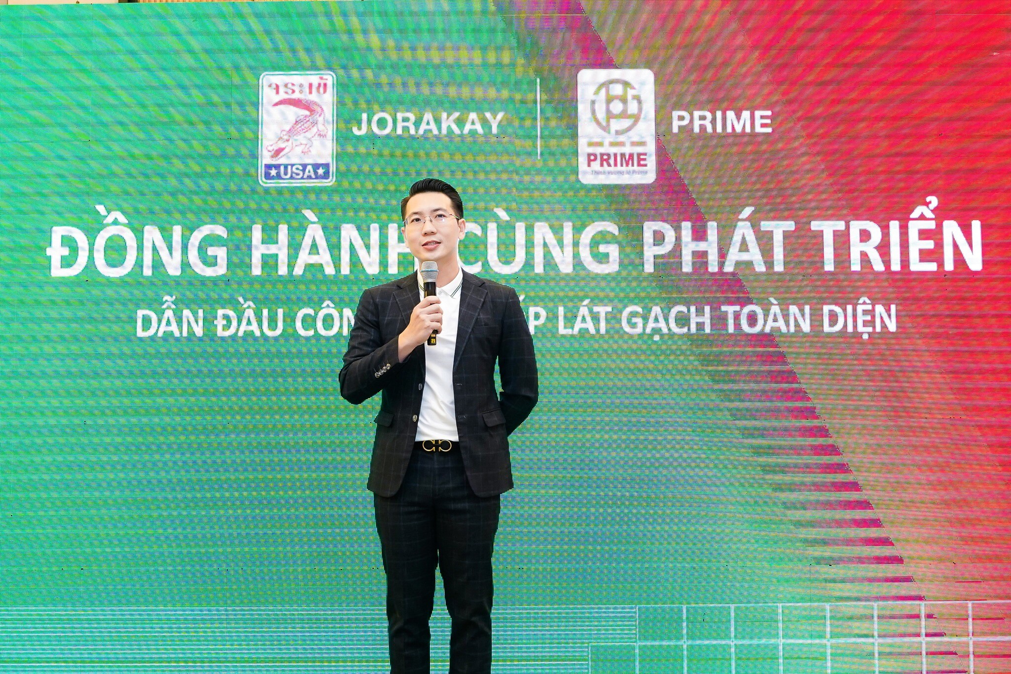 Sản Xuất Thương Mại Kim Hoàn Vũ 7