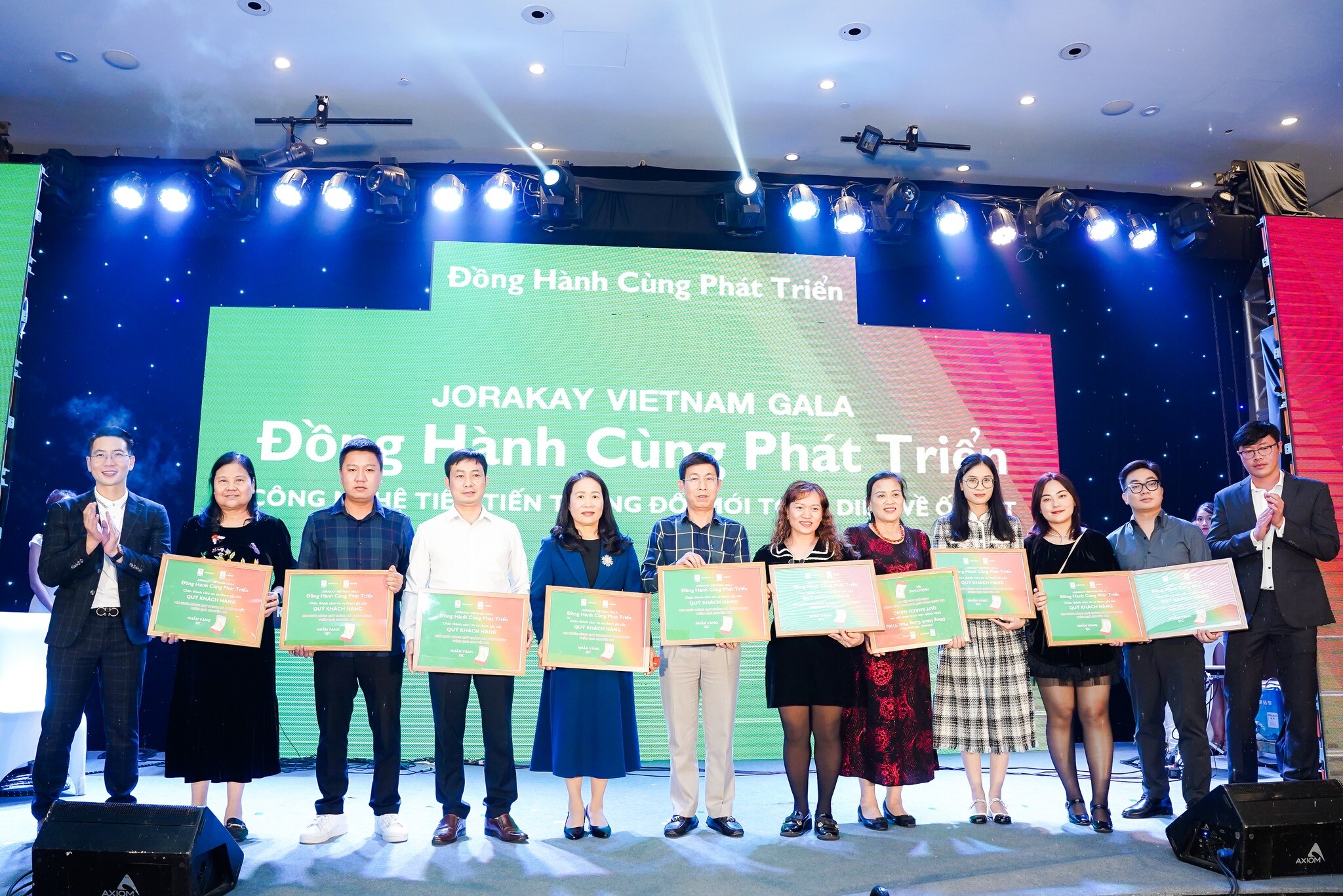 Sản Xuất Thương Mại Kim Hoàn Vũ 6