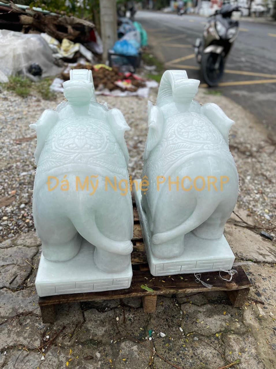 Praying Hands Corporation VN 6