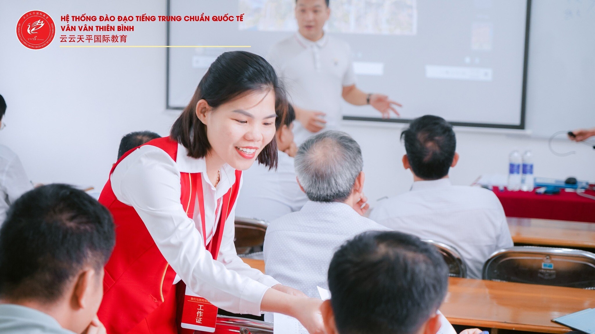 Giáo Dục Và Hợp Tác Quốc Tế Vân Vân Thiên Bình 12