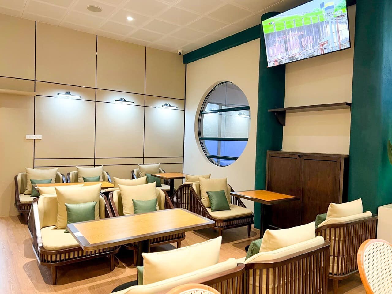 Dịch vụ Hàng Không Nội Bài 10