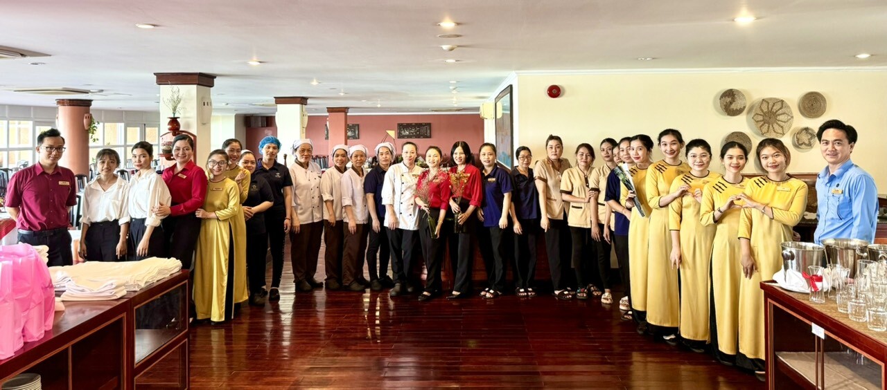 Du Thuyền Thiên Minh 3